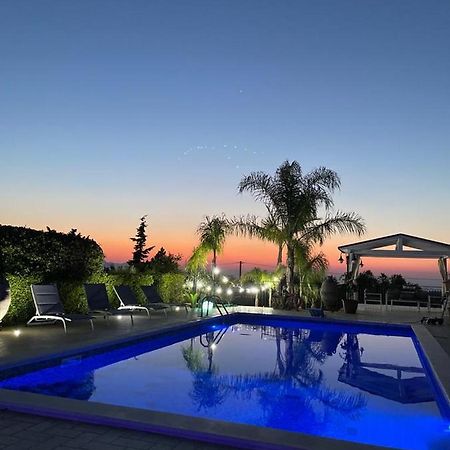 Апартаменты Casa Vacanze Belvedere Партинико Экстерьер фото