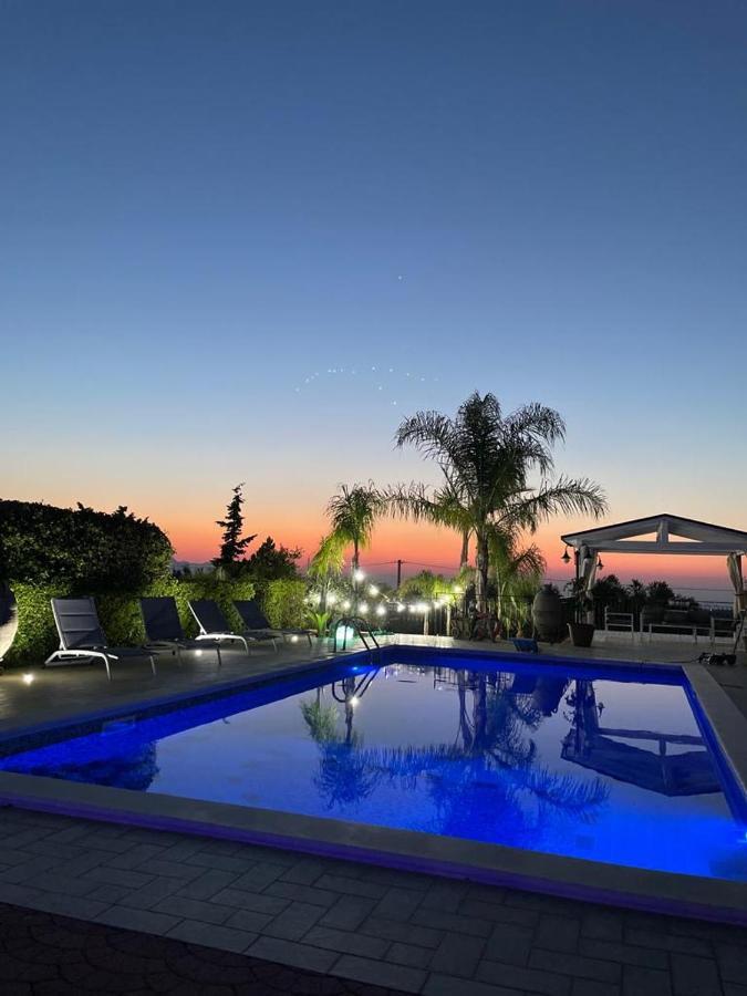 Апартаменты Casa Vacanze Belvedere Партинико Экстерьер фото